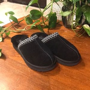 Black Ugg Netta Slippers Size 9